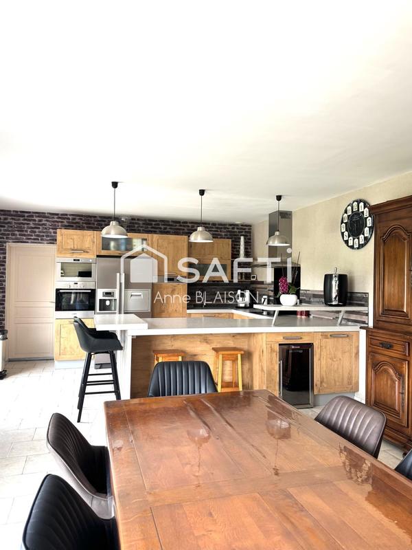 Maison - 143 m² - 6 pièces