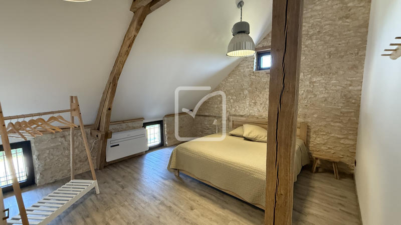 Maison - 164 m² - 10 pièces