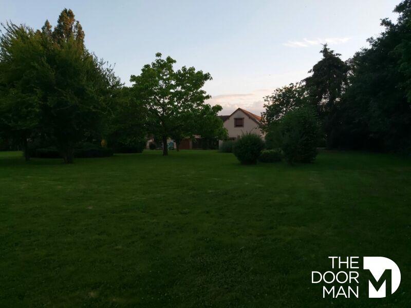 Propriété - 303 m² - 9 pièces