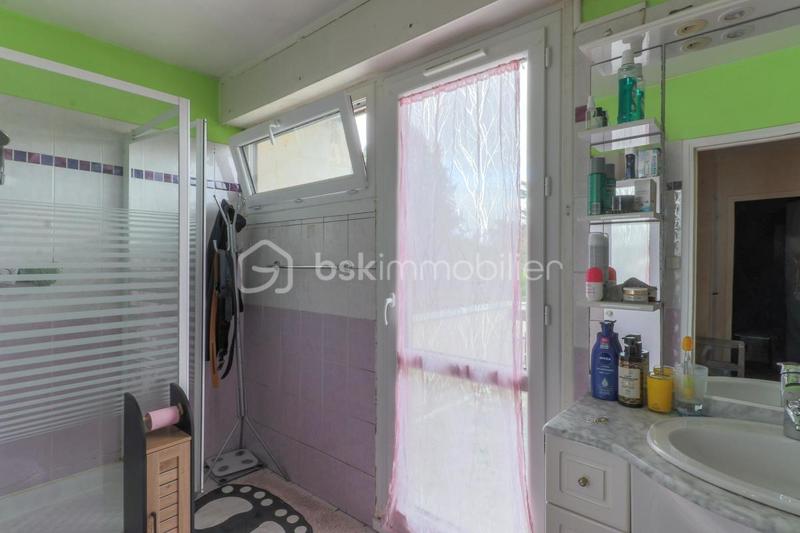 Maison - 86 m² - 4 pièces