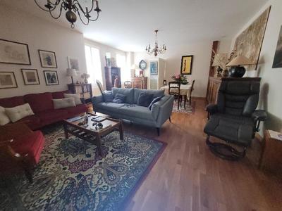 Maison - 170 m² - 8 pièces