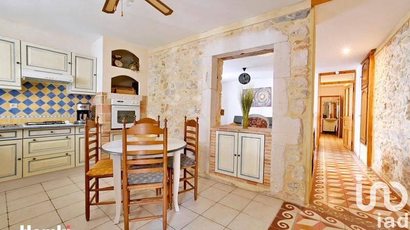 Maison de village - 130 m² - 8 pièces