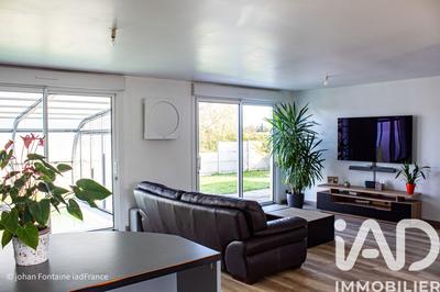 Maison - 143 m² - 8 pièces