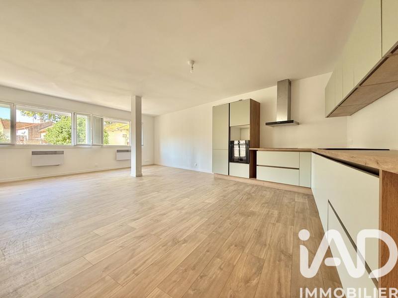 Appartement - 94 m² - 4 pièces