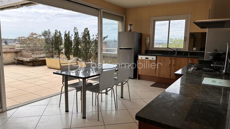 Penthouse - 160 m² - 4 pièces