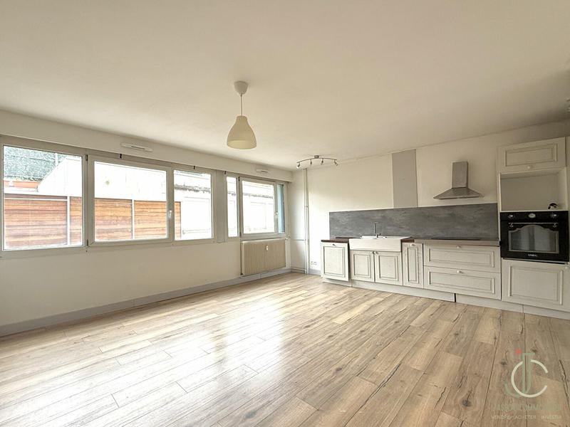 Appartement - 65 m² - 4 pièces