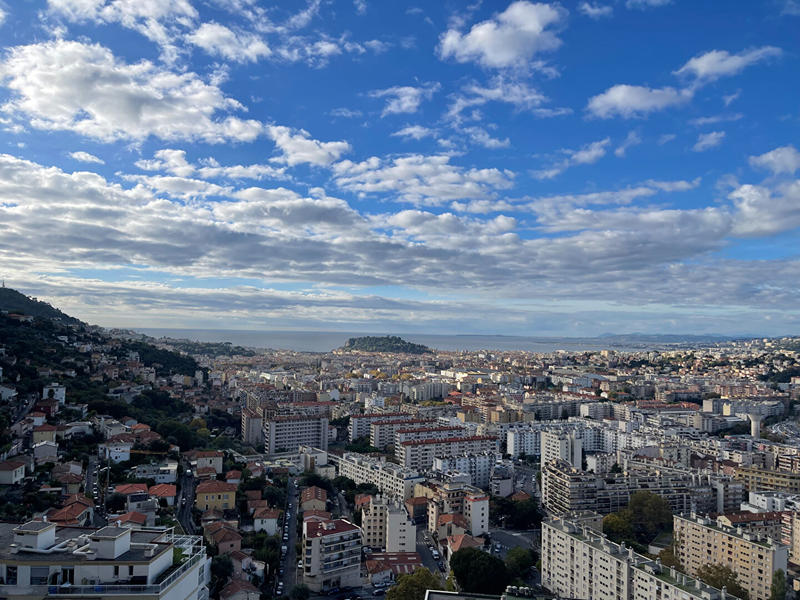 Appartement - 86 m² - 4 pièces