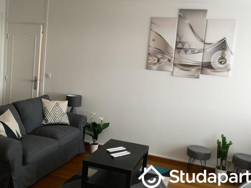 Chambre - 9 m² - 1 pièce