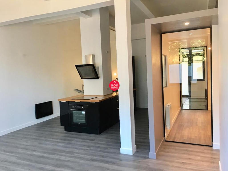 Loft - 77 m² - 3 pièces