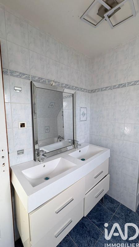 Maison - 164 m² - 9 pièces