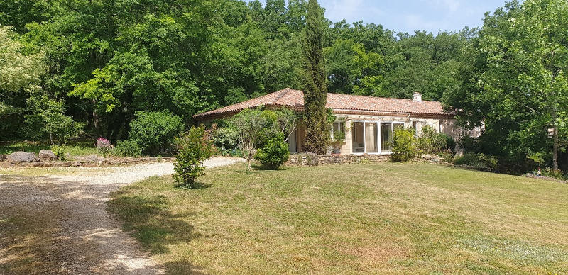 Maison - 138 m² - 5 pièces