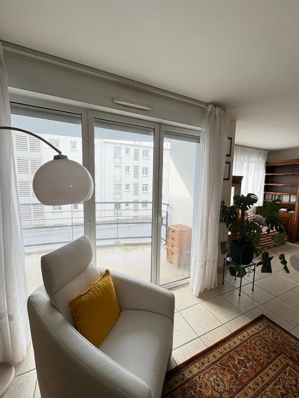 Appartement - 98 m² - 3 pièces