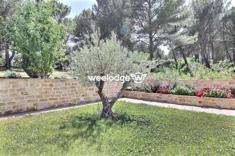 Bastide - 334 m² - 9 pièces