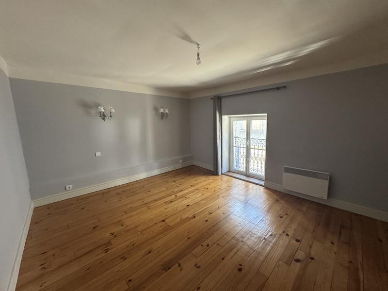 Maison - 197 m² - 8 pièces