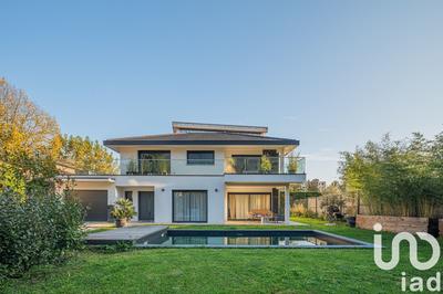 Maison - 184 m² - 7 pièces