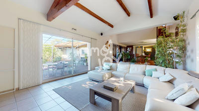 Maison - 197 m² - 7 pièces