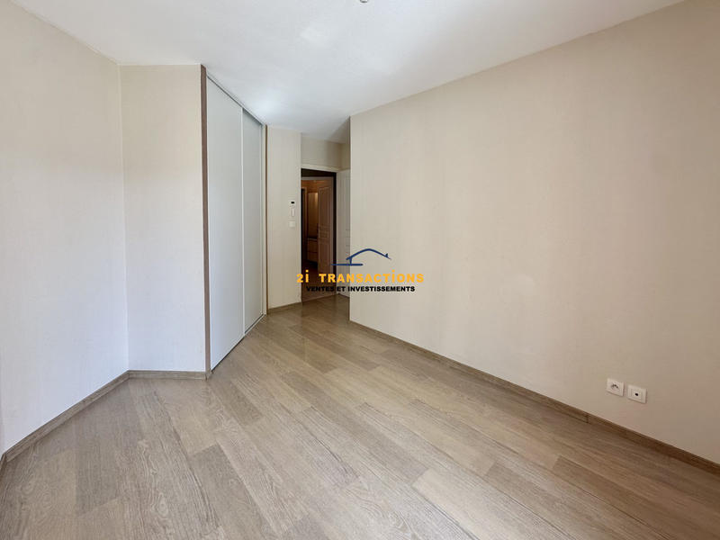 Appartement - 75 m² - 4 pièces