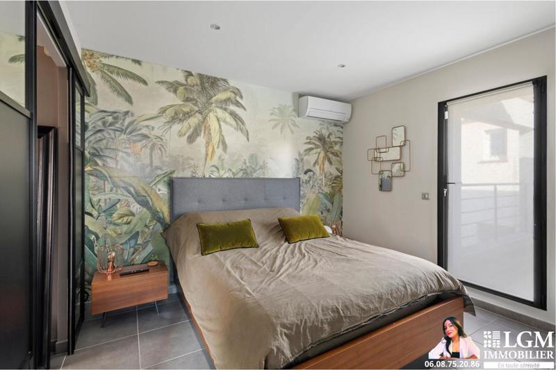 Maison - 93 m² - 4 pièces