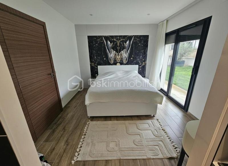 Maison - 170 m² - 6 pièces