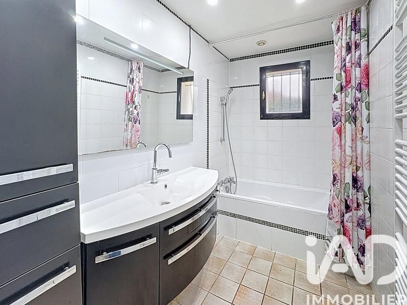 Maison - 134 m² - 5 pièces