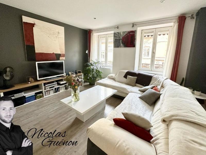 Appartement - 83 m² - 3 pièces
