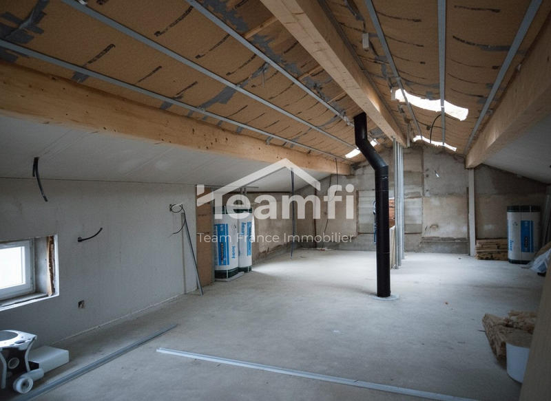 Maison ancienne - 160 m² - 2 pièces