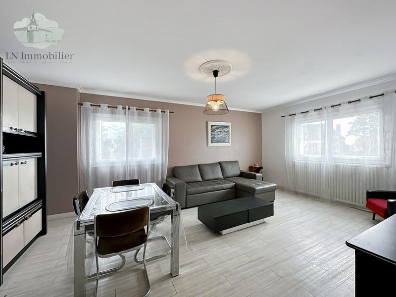 Maison - 129 m² - 9 pièces