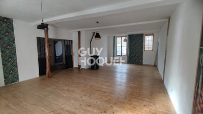 Maison - 196 m² - 7 pièces