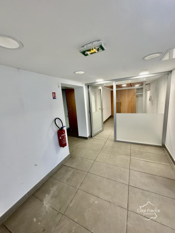 Local commercial - 88 m²