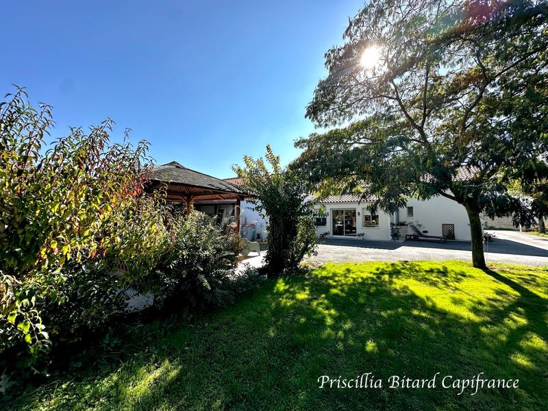 Maison - 175 m² - 7 pièces