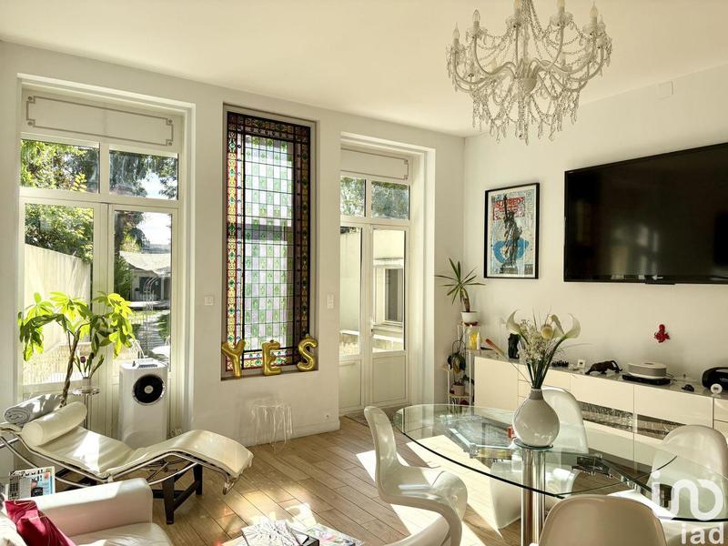 Appartement - 168 m² - 5 pièces