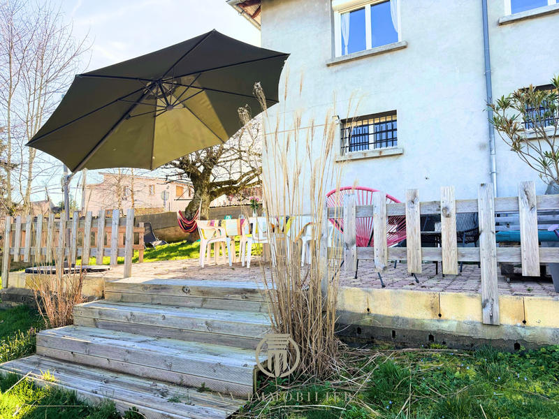 Maison - 93 m² - 4 pièces