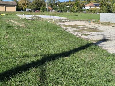 Terrain commercial - 1 760 m²