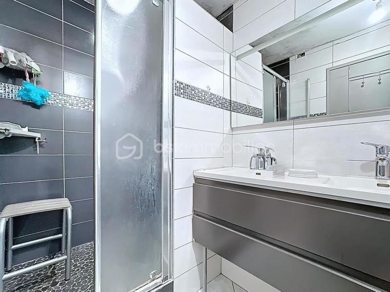 Appartement - 108 m² - 5 pièces