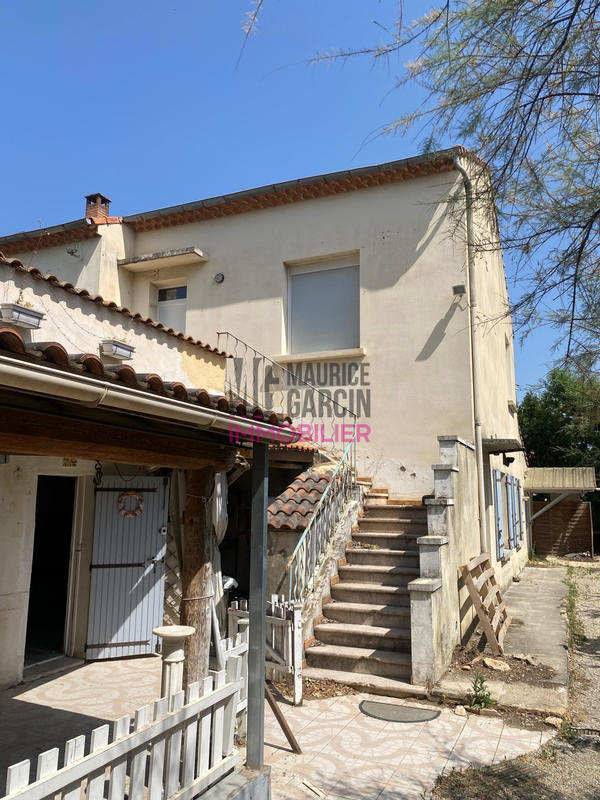 Maison - 280 m² - 6 pièces