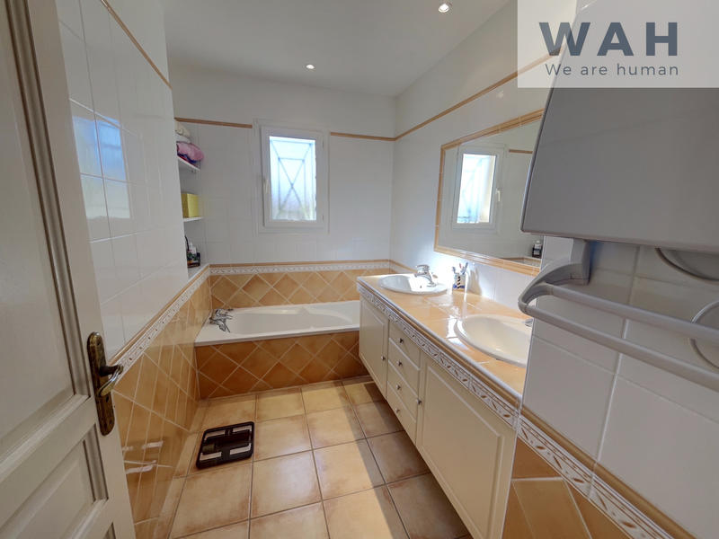 Villa - 115 m² - 4 pièces