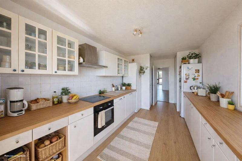 Appartement - 105 m² - 4 pièces