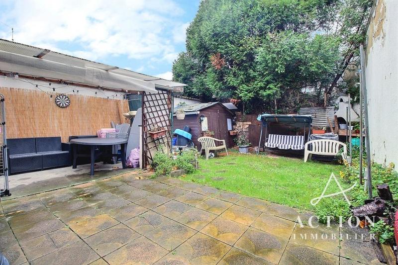 Maison - 87 m² - 5 pièces