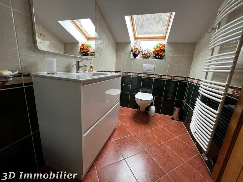 Maison - 255 m² - 7 pièces