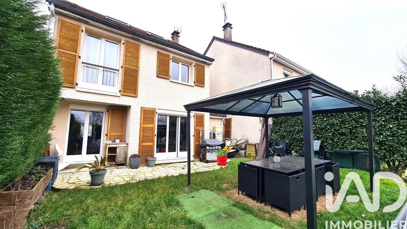 Maison - 106 m² - 6 pièces