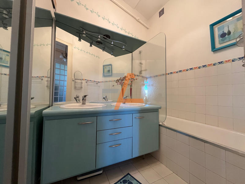 Appartement - 122 m² - 5 pièces