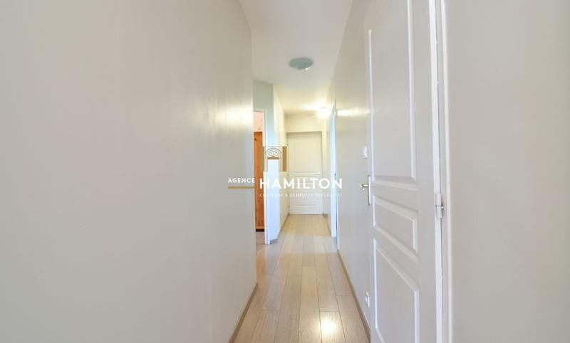 Maison - 167 m² - 6 pièces