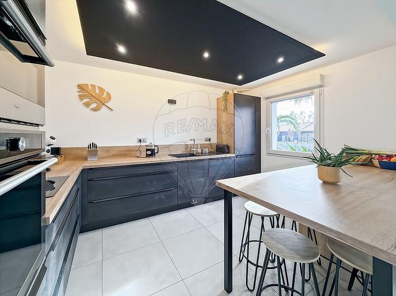 Maison - 140 m² - 6 pièces