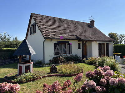 Maison traditionnelle - 110 m² - 6 pièces