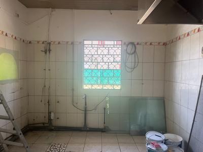 Local commercial - 101 m² - 6 pièces