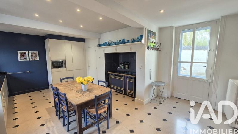 Maison - 452 m² - 14 pièces