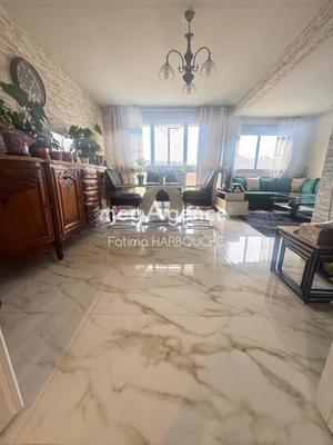 Appartement - 82 m² - 4 pièces