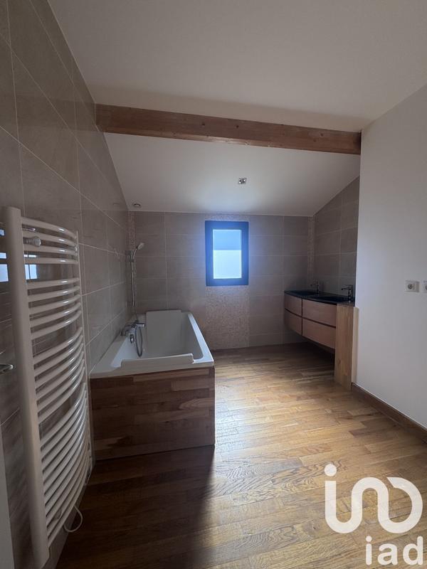 Maison - 156 m² - 6 pièces