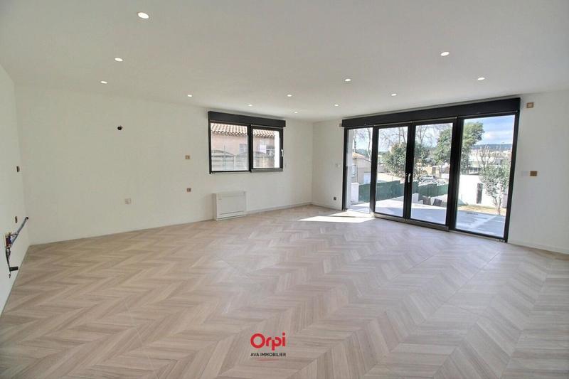 Maison - 209 m² - 8 pièces