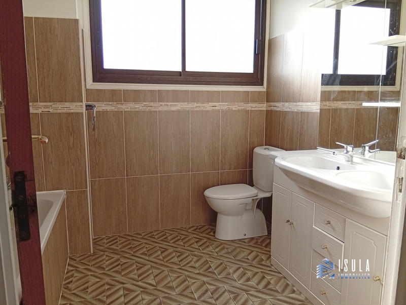 Appartement - 128 m² - 4 pièces